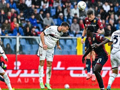 Il Bologna non è più in grado di vincere: da 0-2 a 2-2 contro un Genoa in affanno, Pinamonti cancella i gol di Orsolini e Odgaard