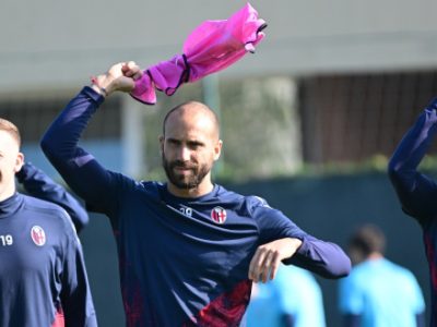 Lavoro tattico, partitella e prova di conclusioni a -2 da Roma-Bologna, nessuna novità sul fronte infermeria