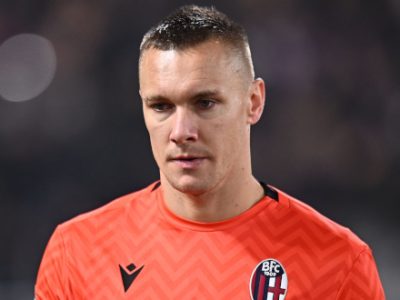 Skorupski si aggiunge agli indisponibili per Lazio-Bologna: il portiere fermato dall'influenza. Erlic torna a disposizione di Italiano