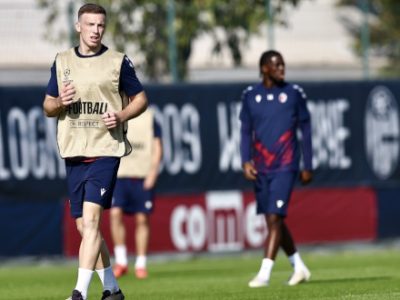 Ferguson alla prima convocazione in Champions League, per Bologna-Monaco torna a disposizione di Italiano anche Lykogiannis