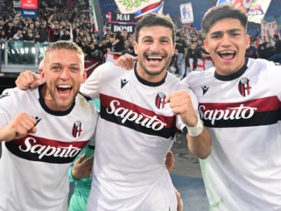 Il Bologna non è stato scalfito dalle critiche e ora è più squadra. Vittoria non banale con protagonisti inattesi, serviva solo tempo